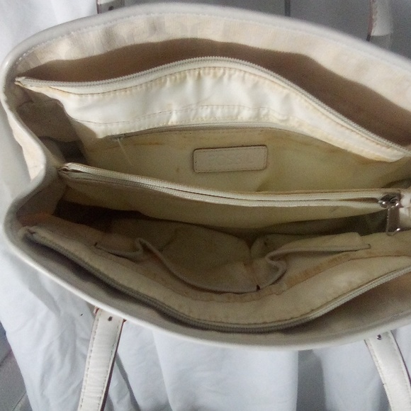 Fossil purse - Picture 3 of 4